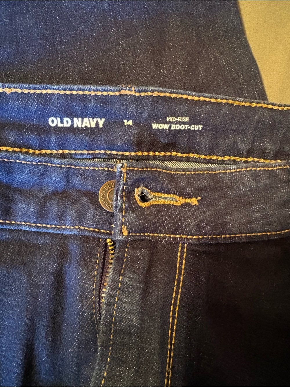 Old Navy Original Boot-Cut Jeans - Medium Blue - Picture 4 of 4